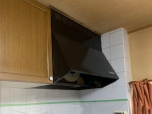 愛媛キッチン取付け隊　レンジフードのちょっと変わった選び方　施工前